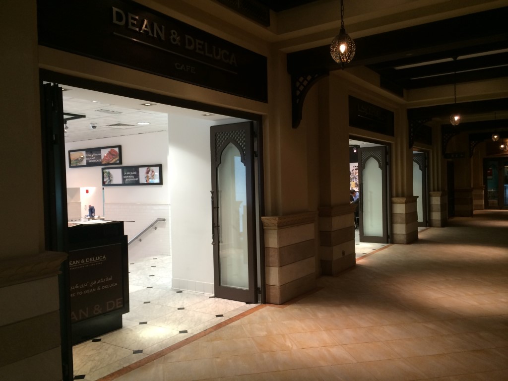 Dean and Deluca cafe